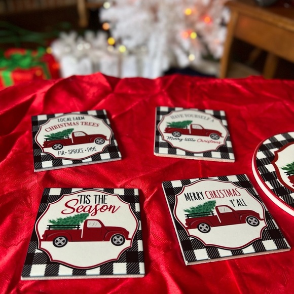 ❤️ Red Truck Christmas Ceramic Coaster Trivet Set - Picture 5 of 7